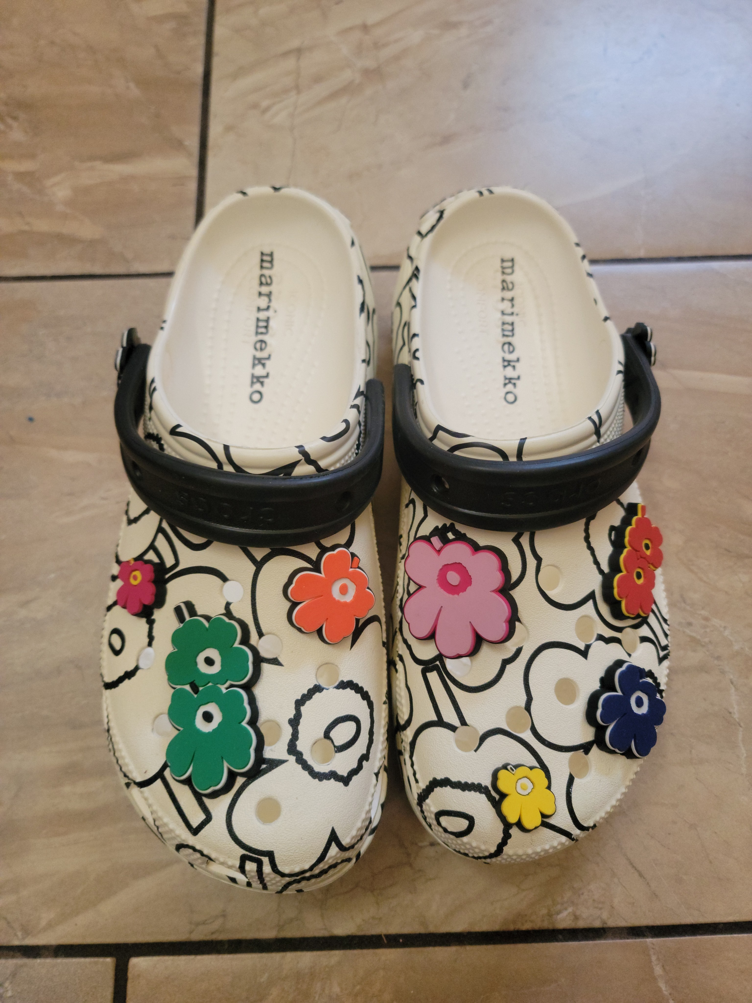 Marimekko X Crocs Cream Floral Clogs With Multicolor Flower Jibbitz